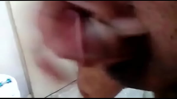 Download Video - Otro v&iacute;deo de Sac&aacute;ndole leche para Zoe