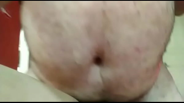 MORENA DE 23 ANOS QUER O COROA