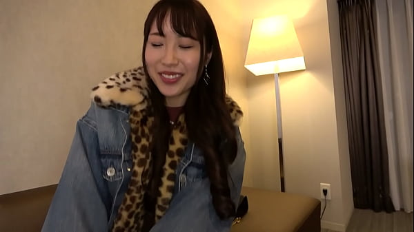 https://bit.ly/3Appe1D Japanese busty slut enjoys the big cock of boyfriend in her first porn. Ejaculation a lot of sperm in her estrus body. Japanese amateur homemade Pov. Part 1