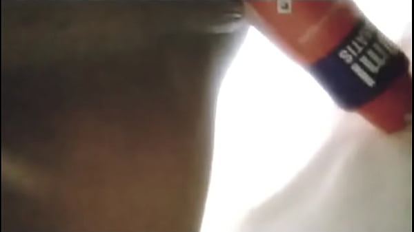 Inserting Big Boat In Big Pussy