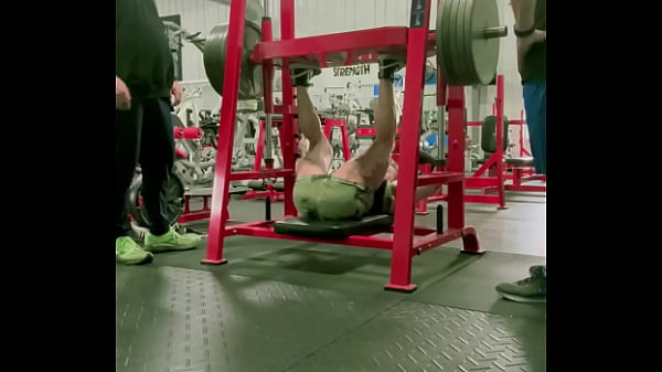 Anything over 500# requires 2 spotters!! Anything that makes my legs quiver like this and I’m fuckin down Have an ...