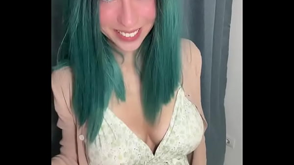 i’m #pretty and smart Thumbnail