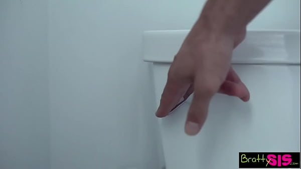 Step Sis "If I suck it, do you promise you'll wash your hands?" S16:E7
