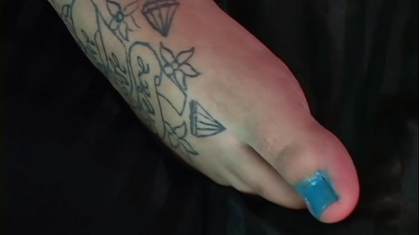 Oh My God - She Can't Stop Cuming