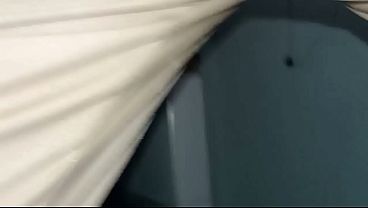 Pañal de tela orinado qué rica sensación