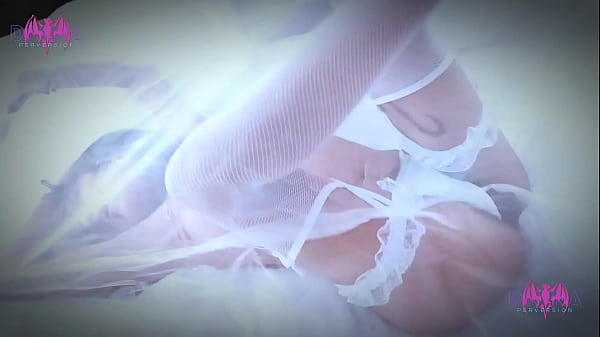 (un)dressed as bride