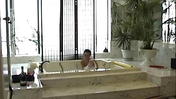 Next door babe masturbation