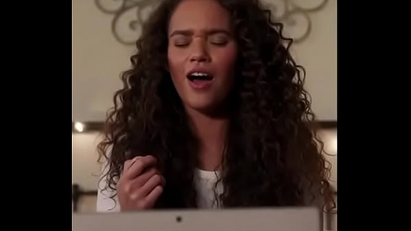 Madison pettis masturbation scene