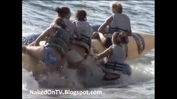 thumb teasing girls