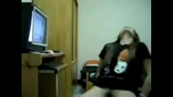 Thai teen masterbestion
