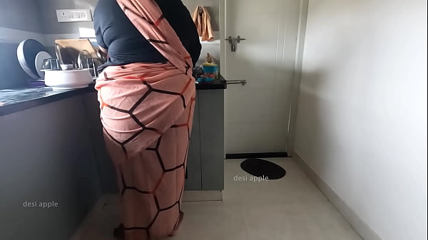 Flashing dick to maid sumaya