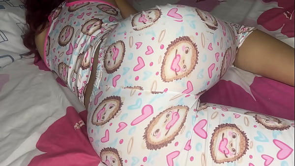 Stepfather Can't Stop Seeing His Stepdaughter's Ass in Pajamas