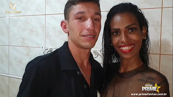 Download Video - Novinha Magrinha Gostosa Leona Senna Entrando na Pica de Novinho Tarado