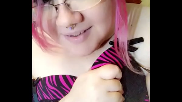 BBW Sharon Mailove teasing her plump body