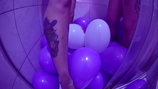 Sucking and fucking her friend's pussy in the bathroom full of balloons. (Lesbians in the bathroom) FULL VIDEO ON RED
