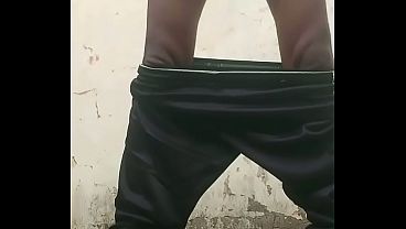 Download Video - Gozando no quintal
