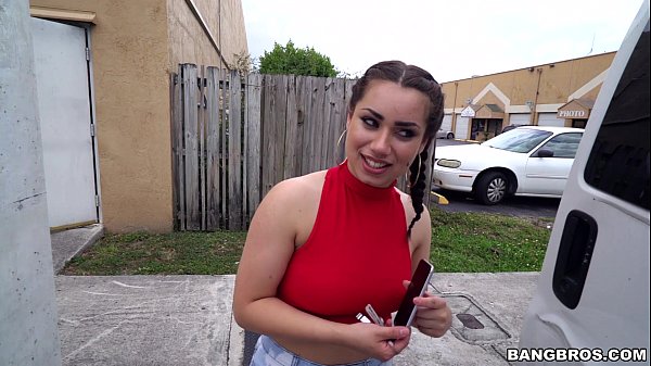 Scooping Up a Sexy Chonga with a Big Ass in Miami, FL (bb15113)