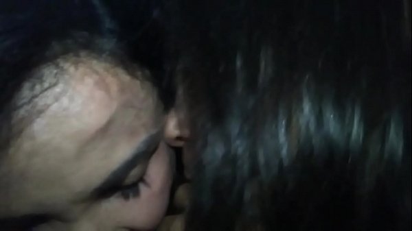 Download Video - Farra de buceta e cu com Bianca Naldy e Suzy Anderson e Empres&aacute;rio pentelhudo&period; Confira em xv red&period;