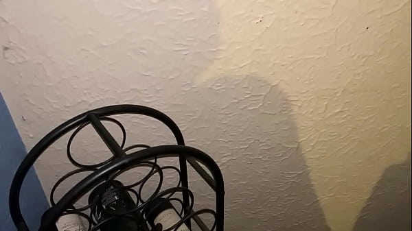 thumb shadow head