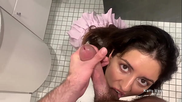 Young babe sucks and fucks in the bathroom after college