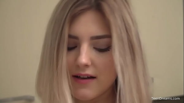 Hot Coed Eva Elfie Masturbating with Whipped Cream