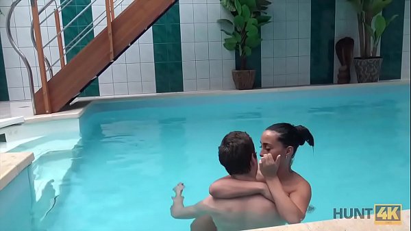 Download Video - HUNT4K&period; Hunter picked up slut Anna Rose for nice sex in private pool