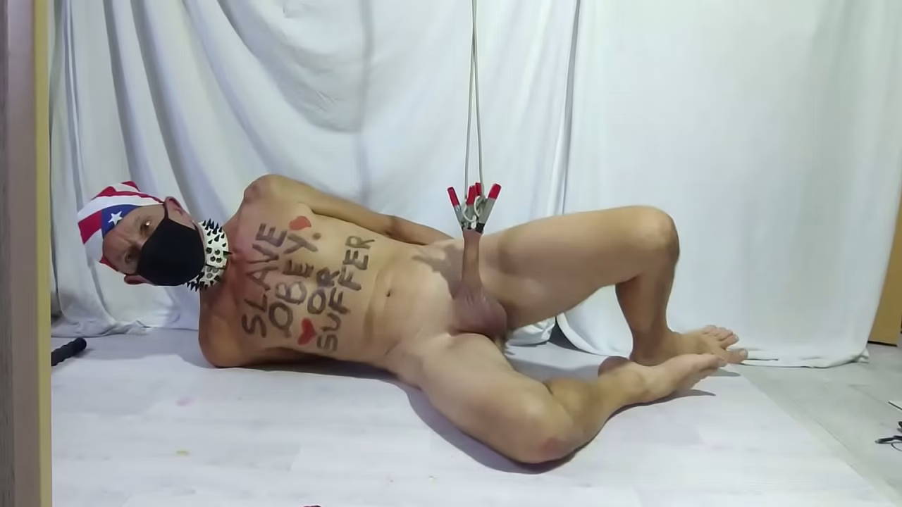 Sucio cerdo gay sirviente desnudo atado a su pene sin circuncidar, puede follarse a sí mismo, el líquido preseminal muestra que lo disfruté
                   cum bdsm big dick cbt gayporn gay hardcore gay cum anal play gay anal gay uncut gay porn uncut dick gay slave gay big dick gay cbt anal slave bdsm gay dirty slave dirty gay muchos negros