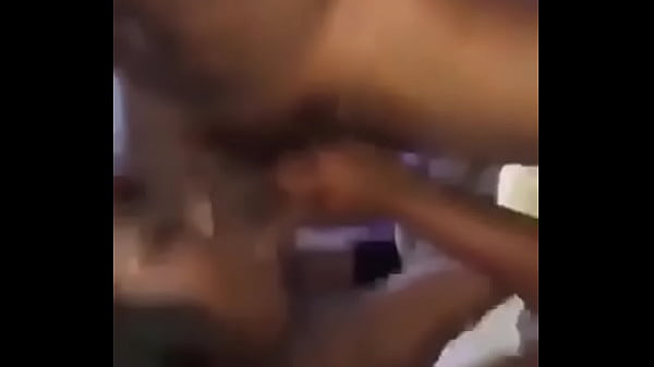 thumb running a train