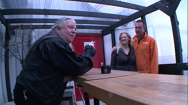 1 ON 1 VR With MonniLuv