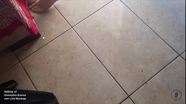 LOLA MORANGO toda deliciosa nos BASTIDORES DO TIGR&Atilde;O! COMPLETINHA NO RED!!