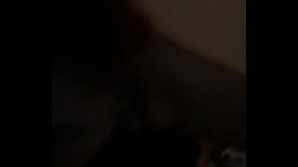 Tim chị gái tay ninh