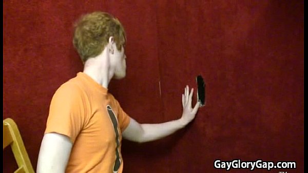 Gay Black Dude Riceve Una Bella Pipa Bianca Twink 24