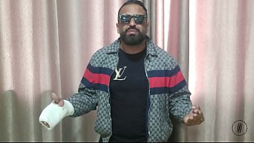 TEM GANGBANG NO RED com a deliciosa NARA RABECH dando conta de todo mundo