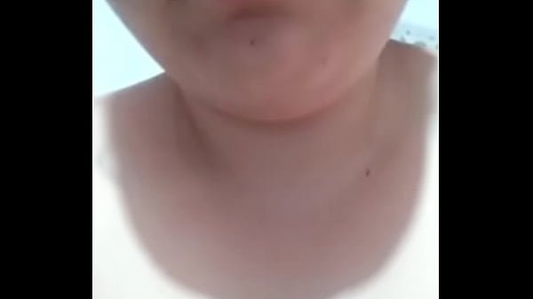 Novinha chupando gostoso