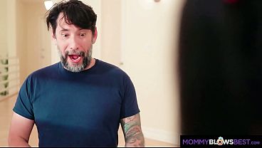 MOMMY BLOWS BEST - Kiki Cali Horny And Girly - Caught with Wand, Sucks Neighbor Dry