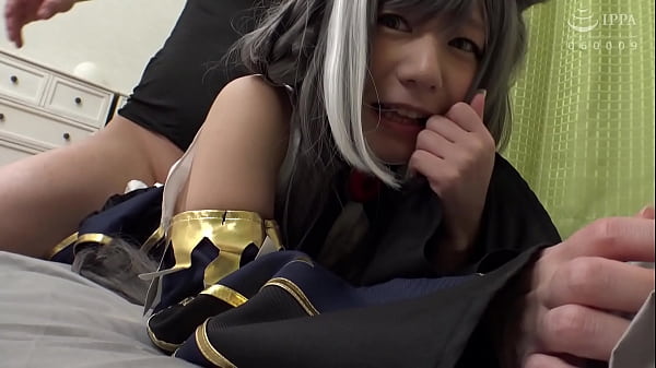 [The strongest attribute] Animal ears costume, silver hair JK, tight suit ... The day when a man's desire was fulfilled by 3P with two female layers