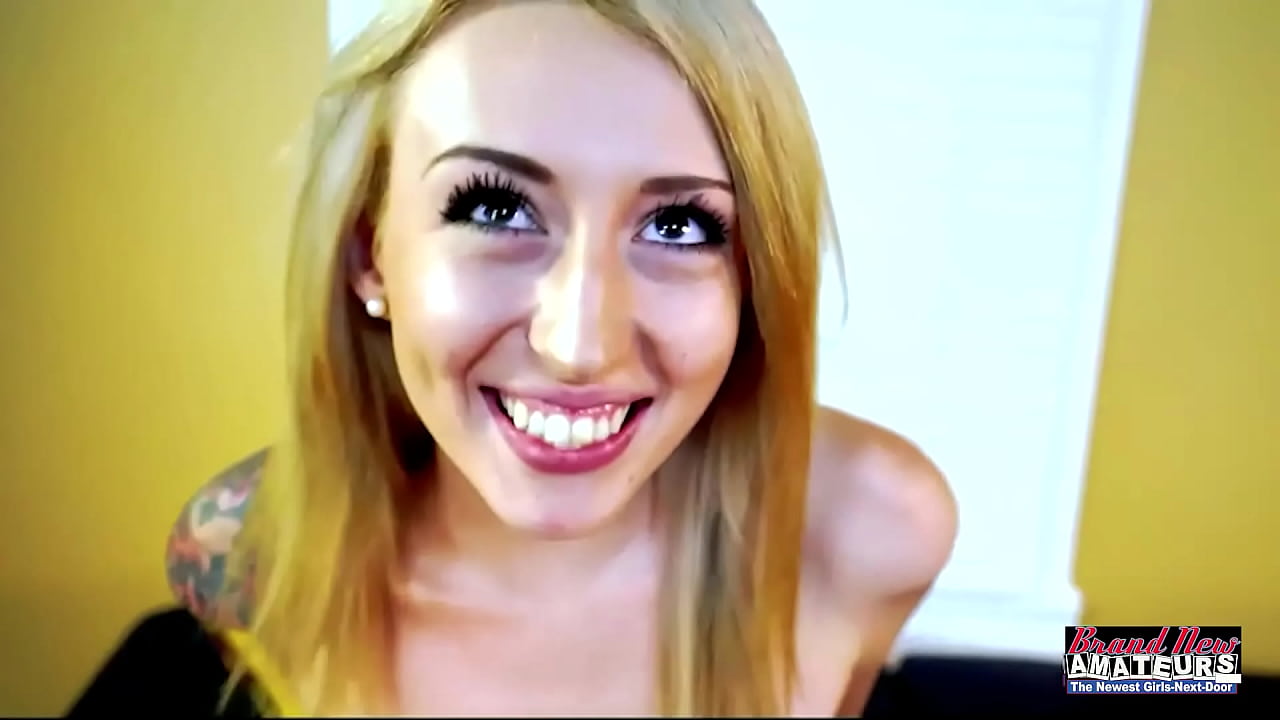 ¡La delgada estudiante rubia Olyssia se deja follar el culo apretado por primera vez!
                    anal dildo blonde ass petite blowjob doggystyle tattoo amateur POV domination cum swallowing ass to mouth new rimming sex toy shaved hair teens 18 muchos negros