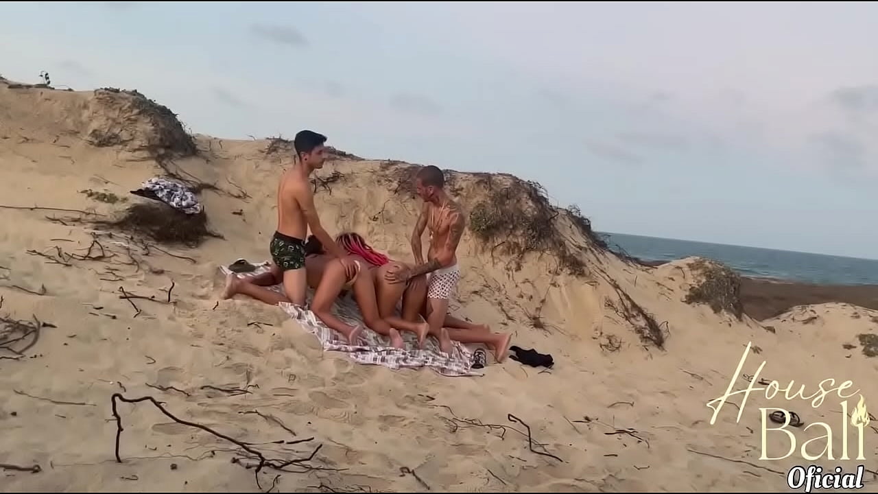 Fui a la playa con mi hermano Dluquinha y conocimos a Pitchusca y Dbabygirl1
                   porn lesbian hardcore sucking blowjob pussy licking public big ass orgasm orgy big tits gostosa praia ar livre sexo grupal sexo na praia dluquinha orgia na praia pitchusca dbabygirl1 muchos negros