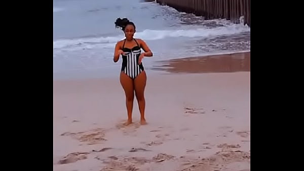 Big booty Skopie SA enjoying her body at the beach