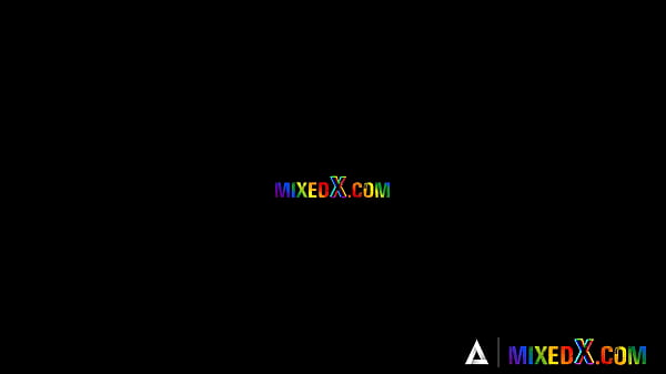 Download Video - MIXEDX - Gorgeous Amirah Adara Fucks Zazie Skymm With A Strap-On Before Eating Their Pussy