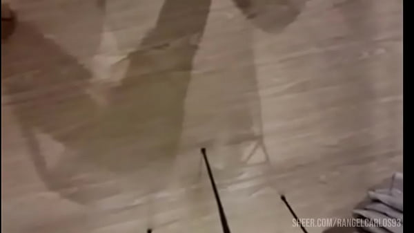 Making the whore from Florianópolis suck and shake his dick in a beachfront hotel!