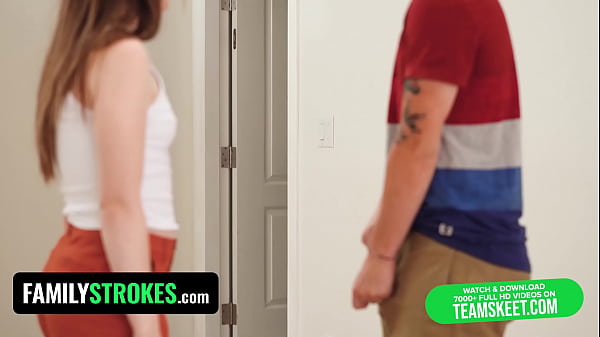 Download Video - FamilyStrokes - Hot Milf Sophia Locke And Sexy Teen Reese Robbins Take Turns Riding Cock