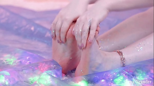 Sexy pussy feet tease selfie video MILF solo