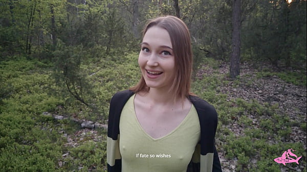 Mira Shark - Сексуальная нимфоманка в лесу заставила меня кончить ей в рот