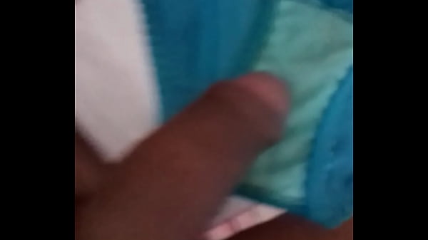 Download Video - Las panties de Alejandra