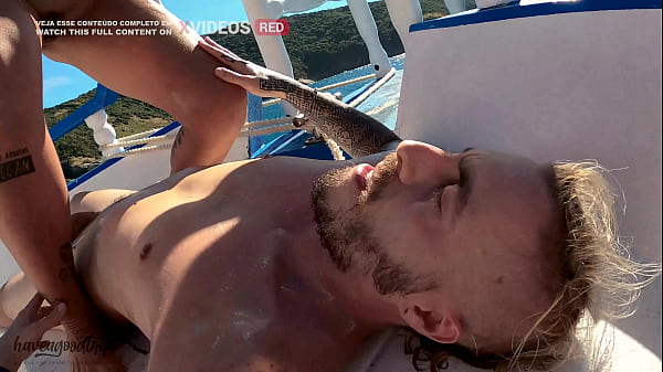 Fucking on the boat in public - Dread Hot