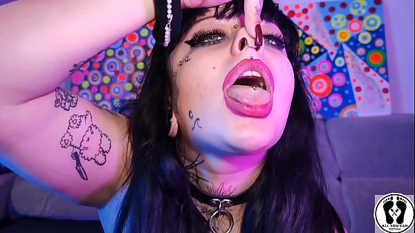 HORNY DEEDEELOVE BIG BOOBS ARMPITS AND NOSE FETISH FILM