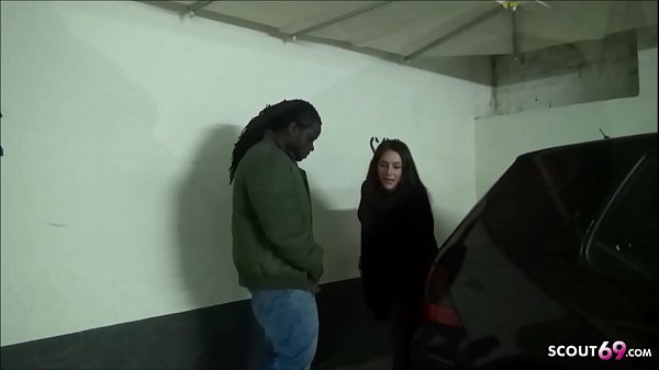 Cute Teen Lullu Gun Quicky Interracial Sex in Garage German