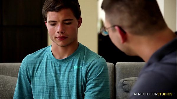 Download Video - Teen Boy&rsquo;s First Time & With His Amateur Big Dick Muscle Teacher