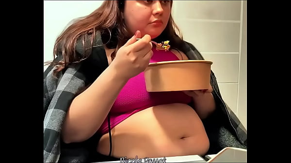 Nicole Feeding Her Chubby Tummy (prev)
